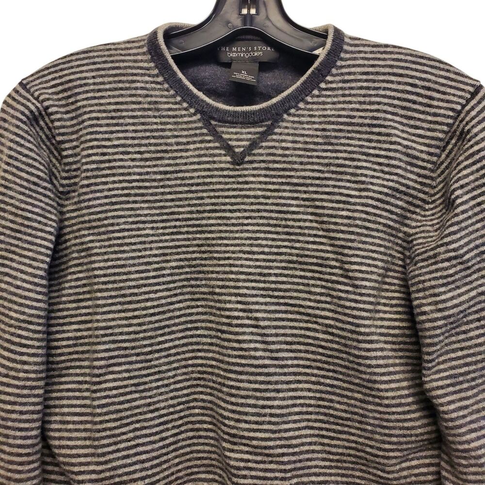 THE MEN'S STORE Bloomingdale's Sweater Mens Large Gray Striped 100% Merino Wool - Picture 2 of 8